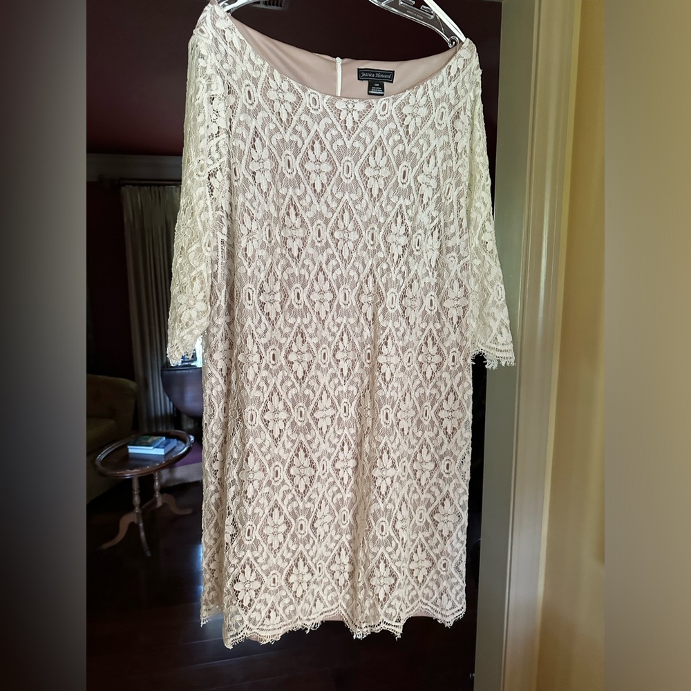 Ivory Lace Jessica Howard Dress Size 24 W Excellent condition